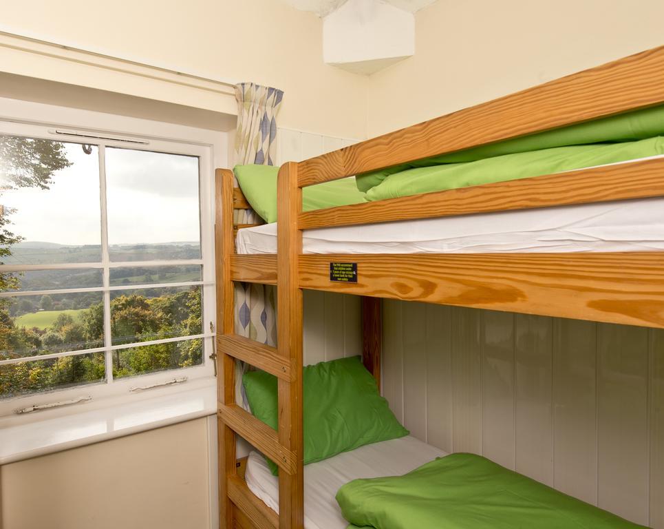 Yha Eyam Hostel Екстериор снимка