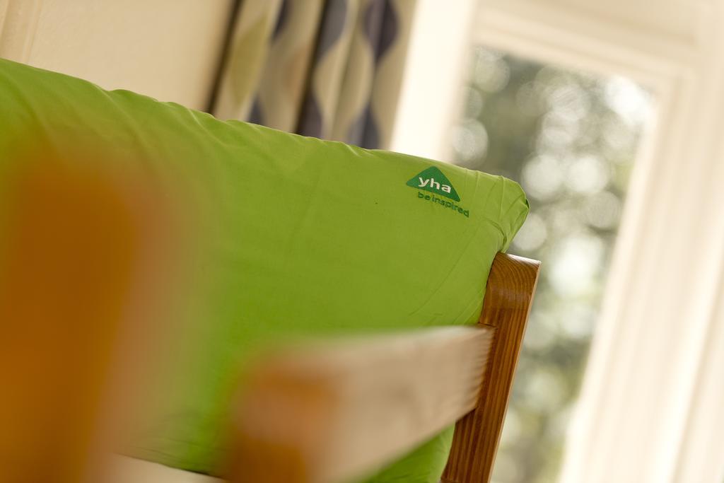 Yha Eyam Hostel Екстериор снимка